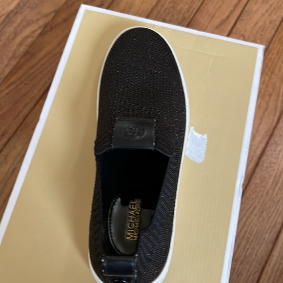 Michael kors Women's Juno Knit Slip-On Sneakers - Picture 8 of 11